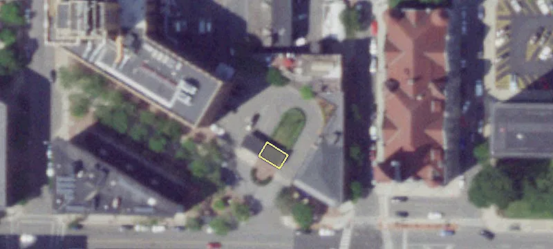 225 Genesee Pkwy