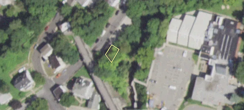 10 Aqueduct St
