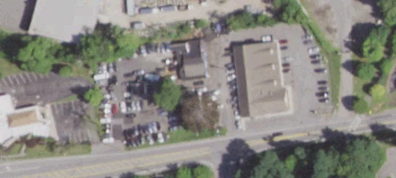 24 Tomahawk St