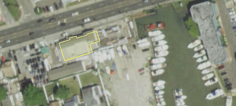1060th Montauk Hwy