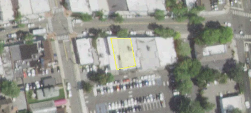 22 Main St