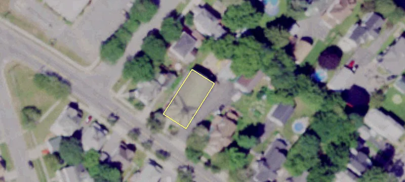 226 School St