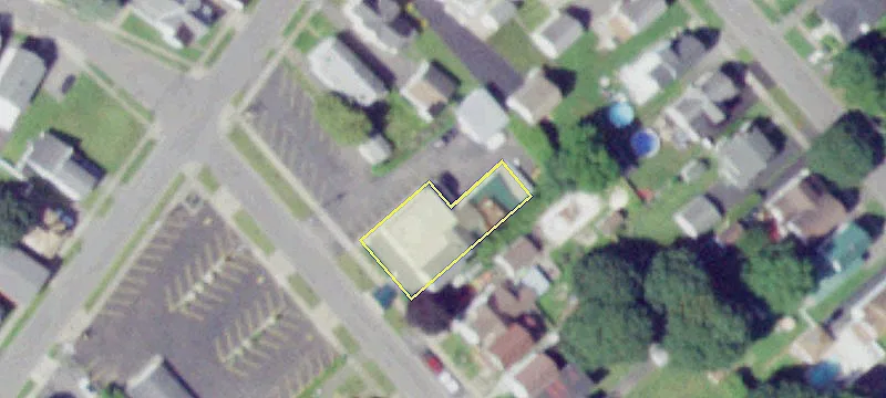 203 2nd Ave