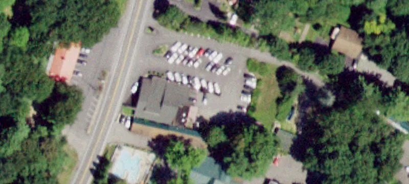 3502 Lk Shr Dr