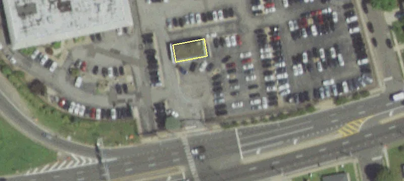 4339 Hempstead Tpke