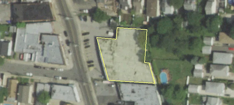130 New Hyde Park Rd
