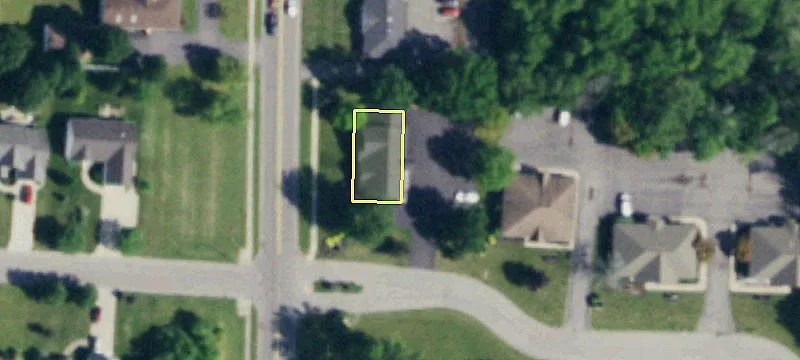 702 Davison Rd