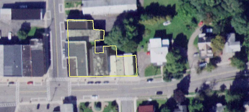 14 Main St