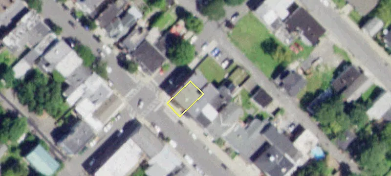 202-204 Warren St