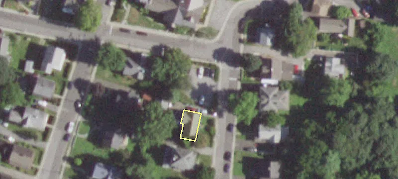1 Gdn St