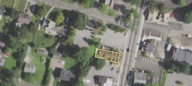 465 Main St