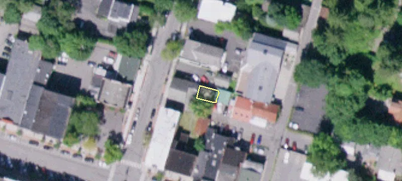 31 Pioneer St