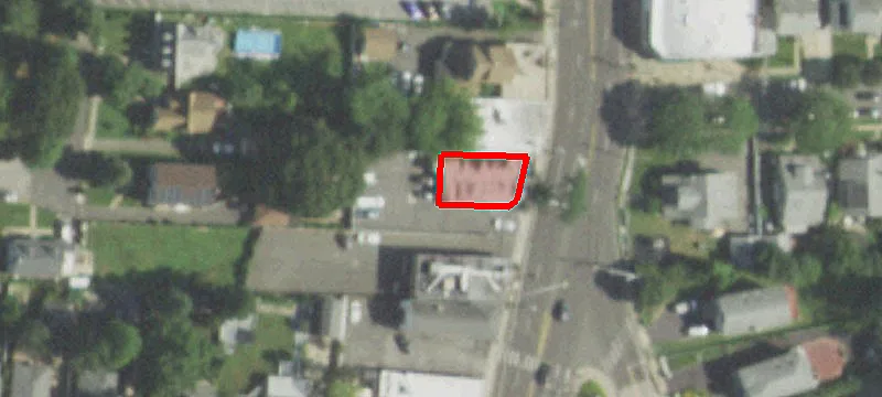 2010 Grand Ave