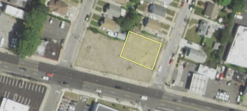 395 Merrick Rd