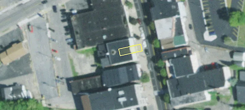39 Main St