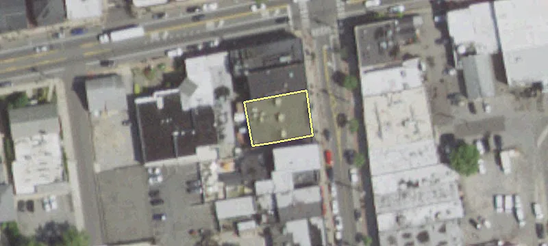 282 Main St