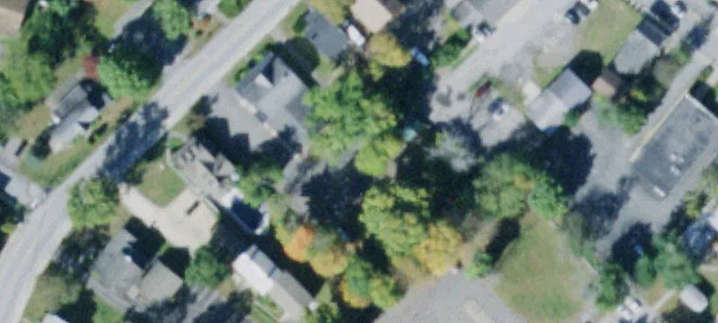 118 Maple Ave
