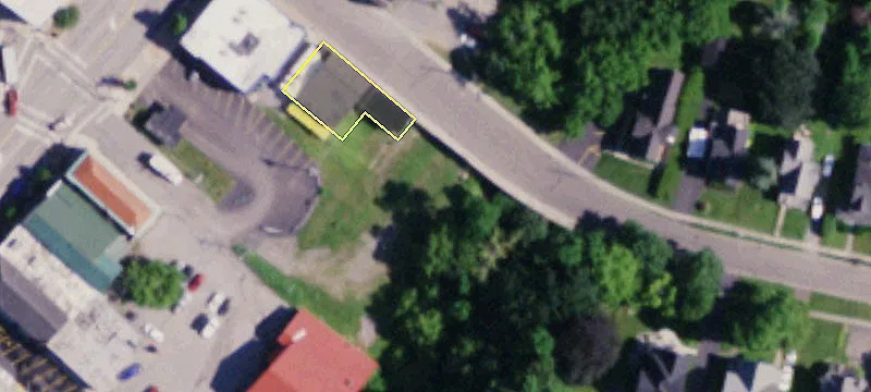 24-26 Borden Ave