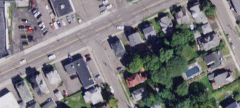 2100 Main St