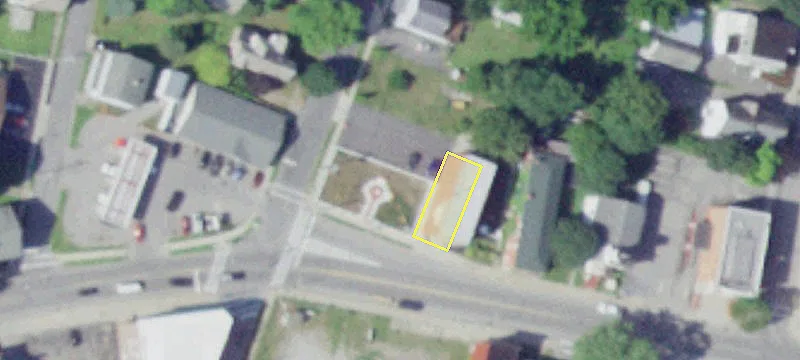 44 Main St