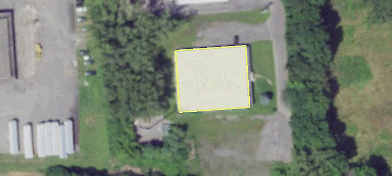 6677 Moore Rd