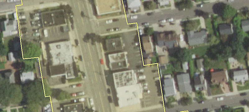 882 Willis Ave