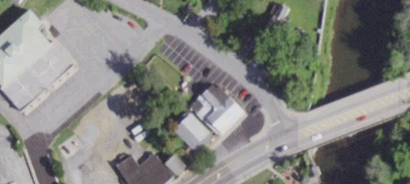 1631 Main St