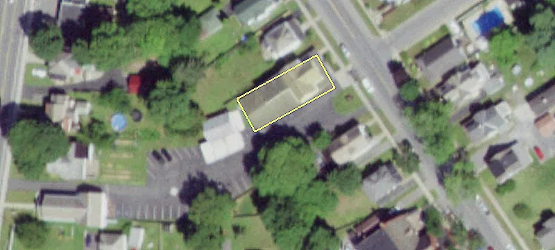 136 Main St