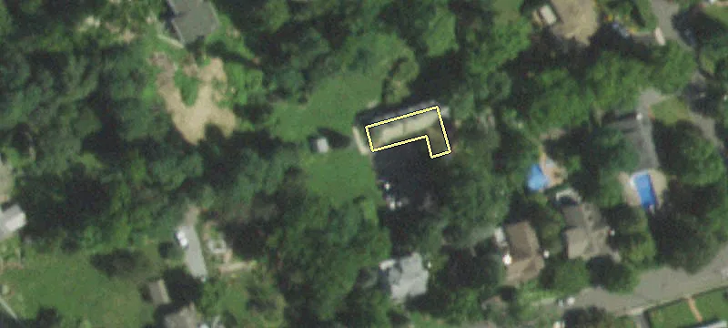 9 Carlton Ave