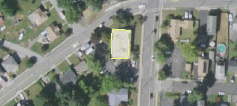 425 Robinson Ave