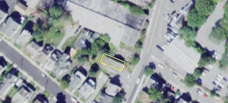 27 Academy Ave