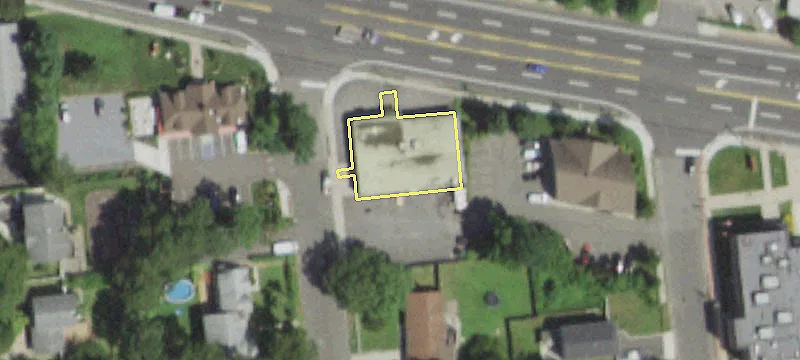756 Horseblock Rd