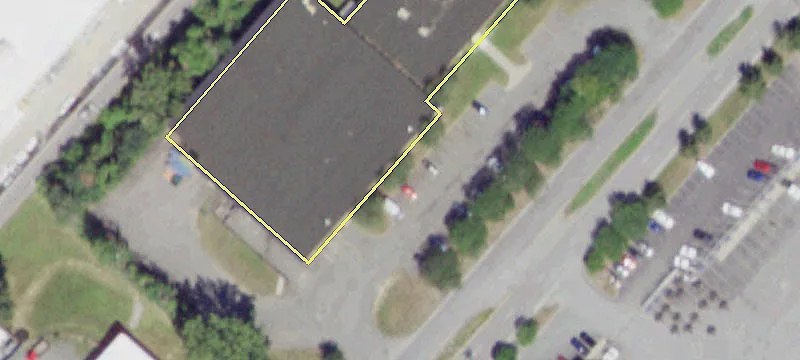 156 Railroad Ave