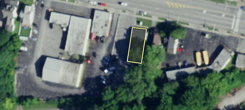 570 Main St