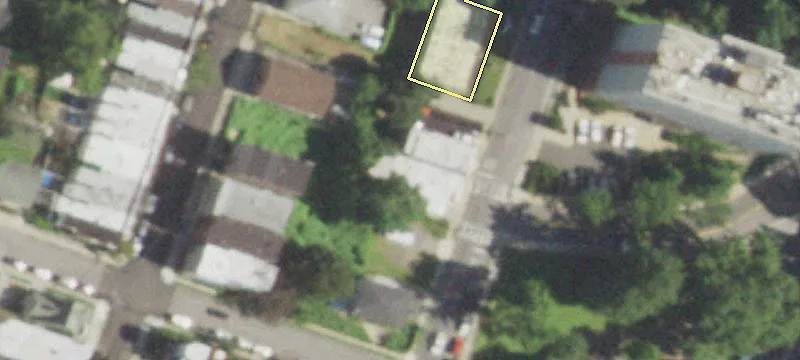 217 Rdg Ave