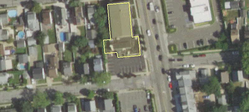 707 Willis Ave