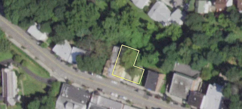 40 Cedar St