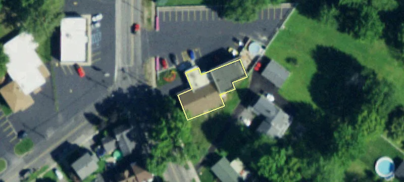 1241 Oliver St