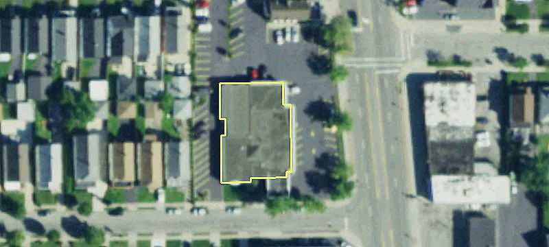 3290 Delaware Ave
