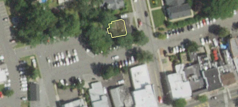 16 Grant Ave