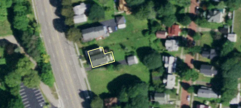 379 Foote Ave