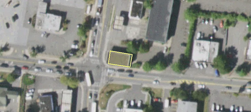 296 Main St