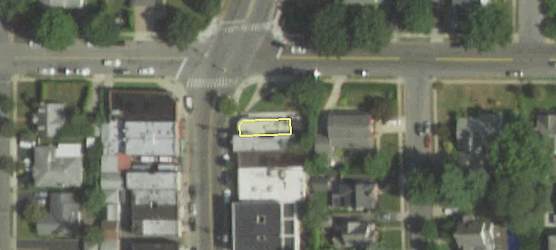 1 Nassau Blvd