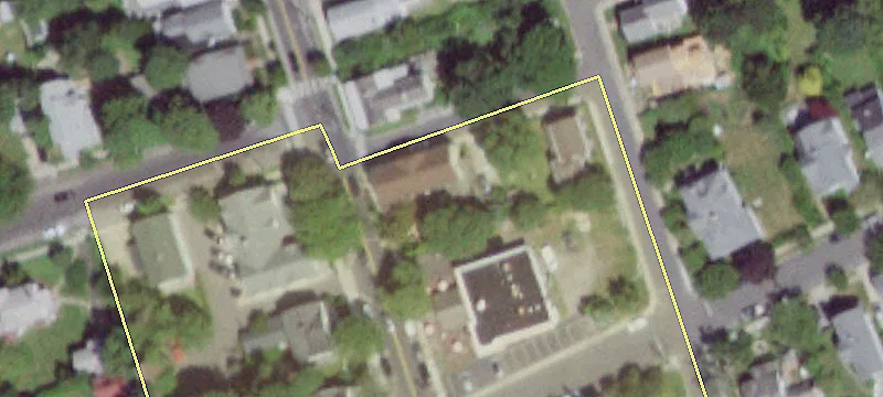 416 Main St