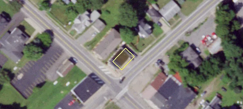2976 Main W St