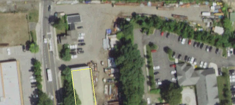 801 Hallock Ave