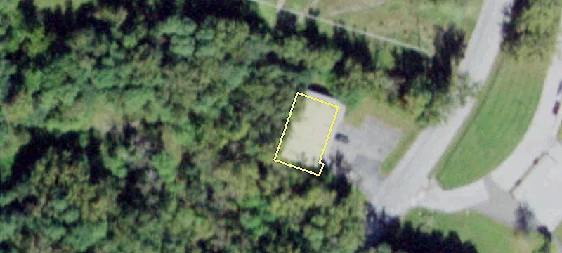 32 Edmunds Ln