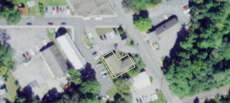 26 Forester Ave