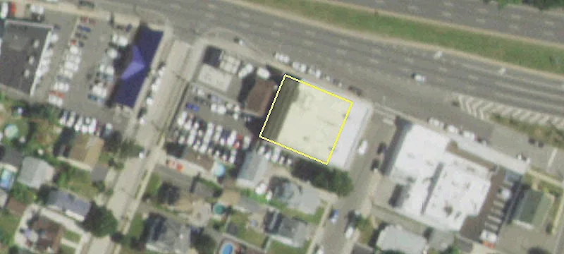 210 Sunrise Hwy
