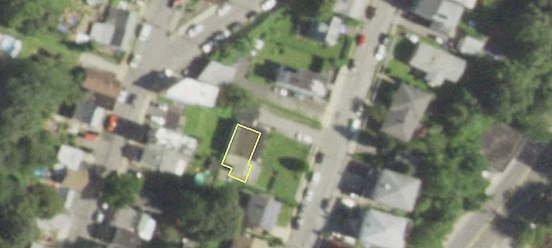 131 Woodland Ave